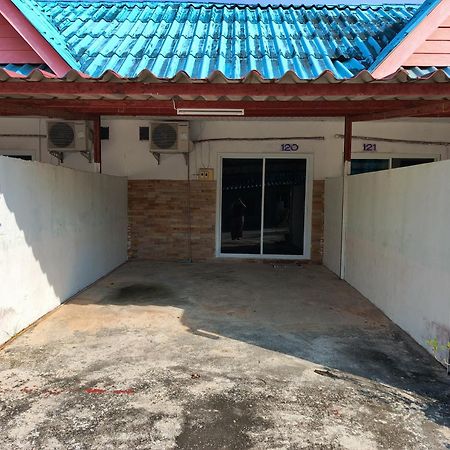 Kanjana Resort Surat Thani Extérieur photo